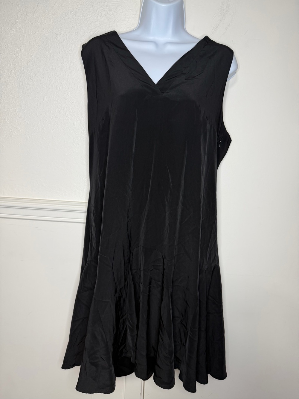 J.Crew Black Sleeveless V-Neck Dress size L